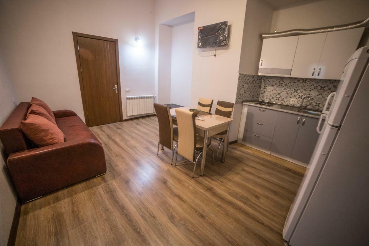 Your Apartment In This City N2 Tbilissi Extérieur photo
